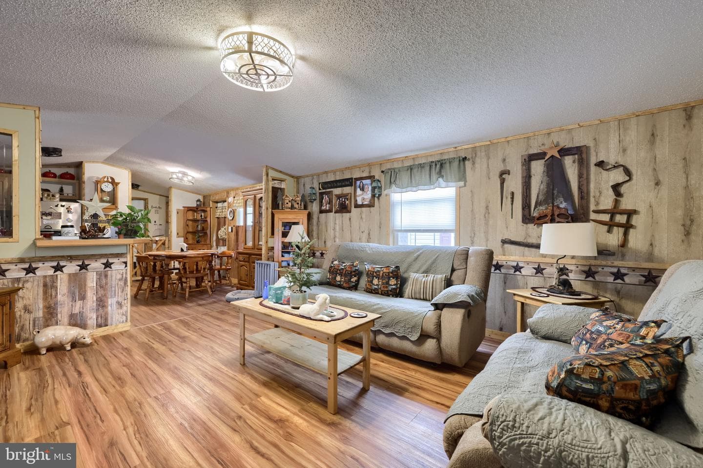 779 Nancy Lane photo 20
