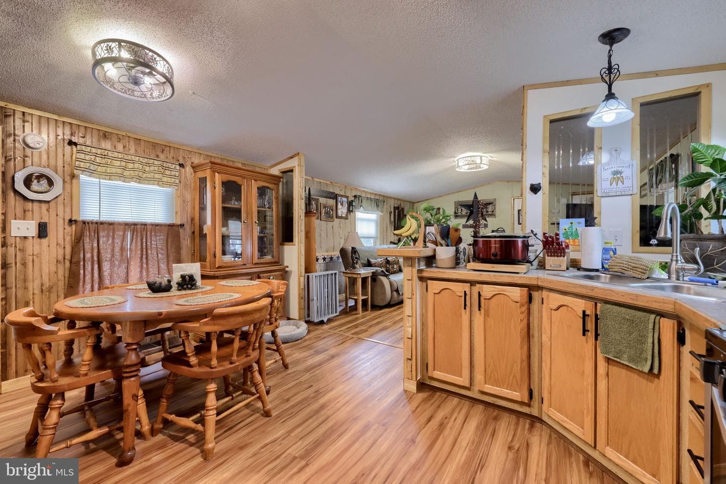 779 Nancy Lane photo 8