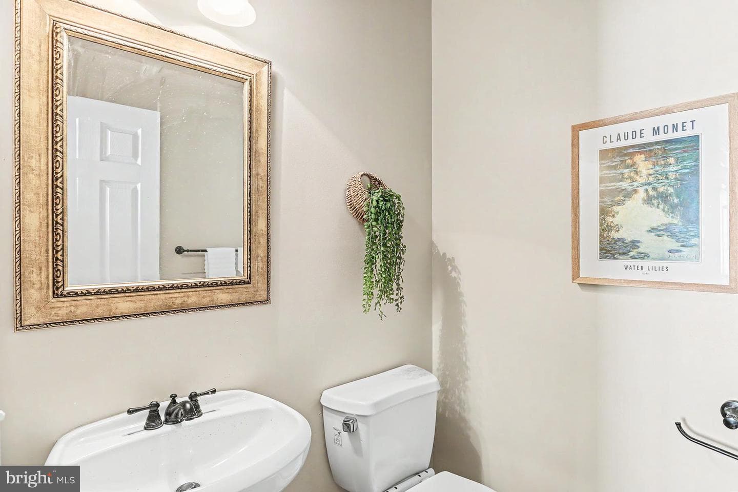 7 Thicket Ln photo 16