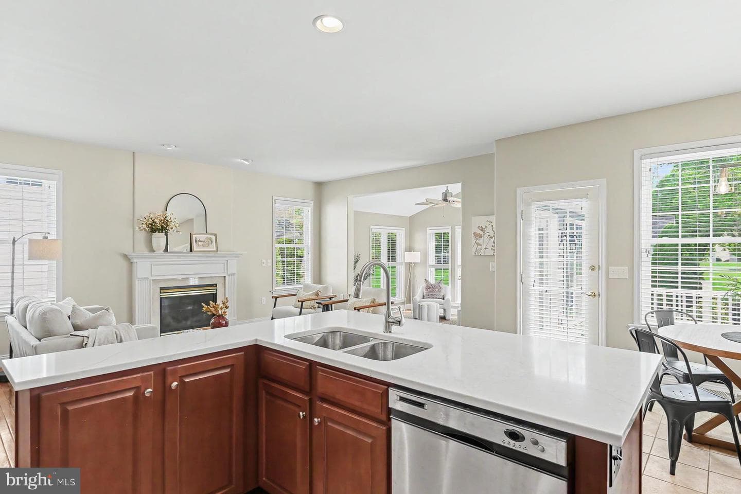 7 Thicket Ln photo 26
