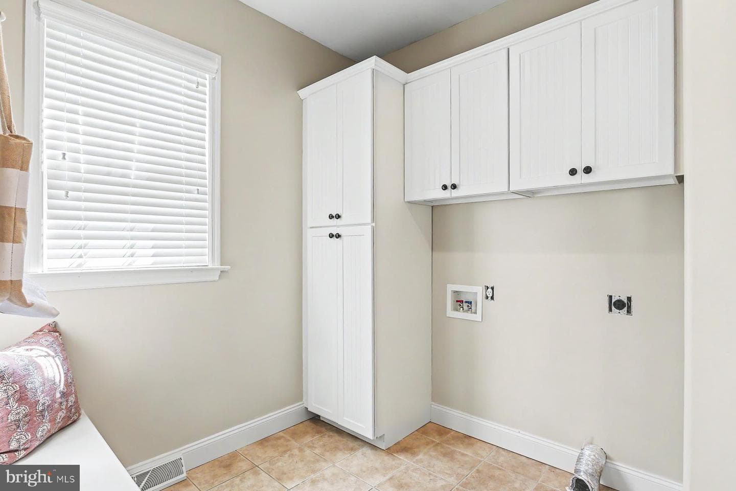 7 Thicket Ln photo 30