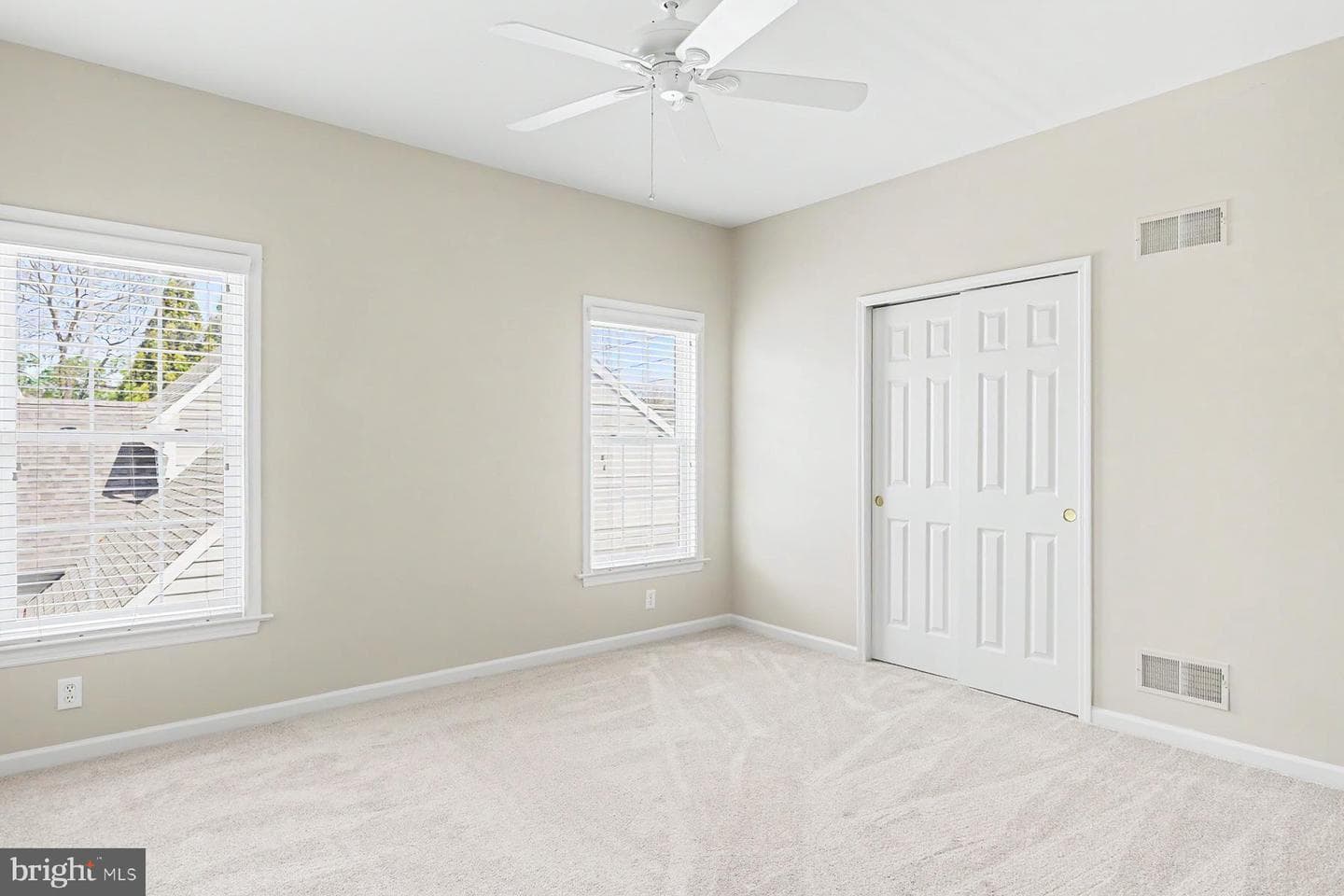 7 Thicket Ln photo 45