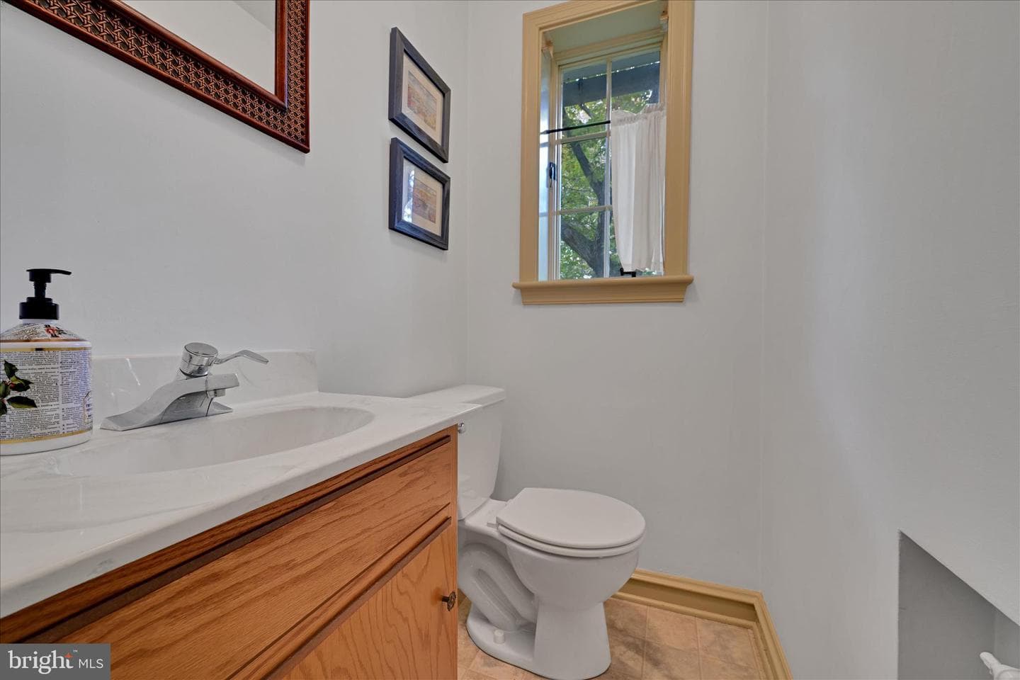 2341 Columbia Avenue photo 18