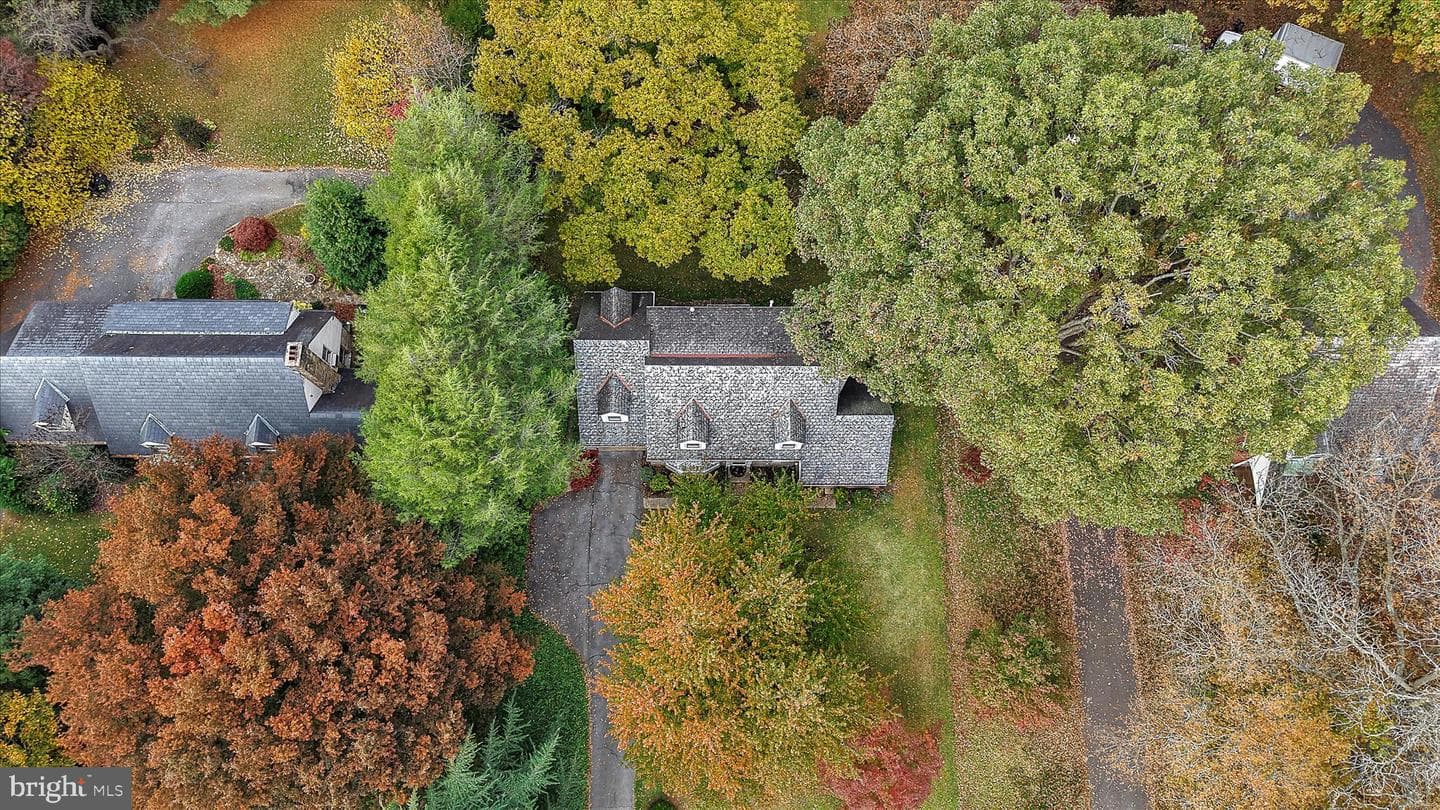2341 Columbia Avenue photo 2
