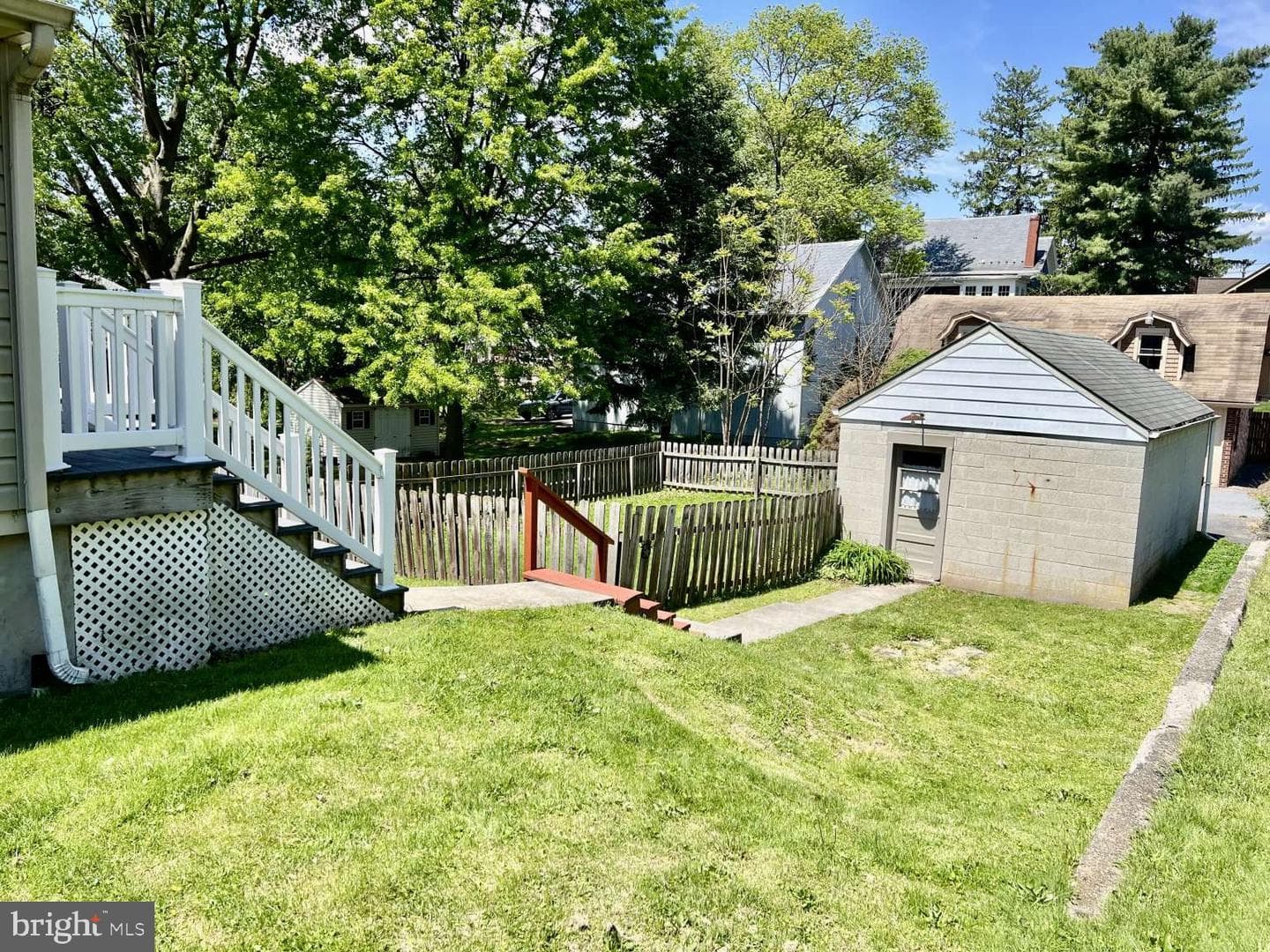 141 E Orange Street photo 4