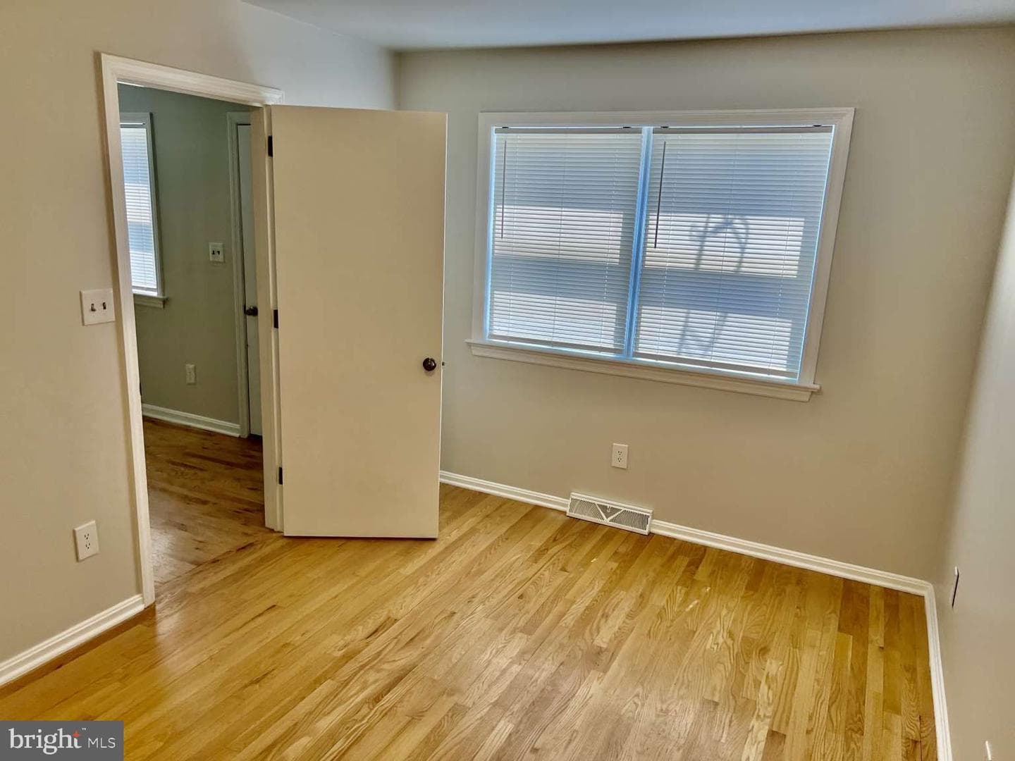 141 E Orange Street photo 8