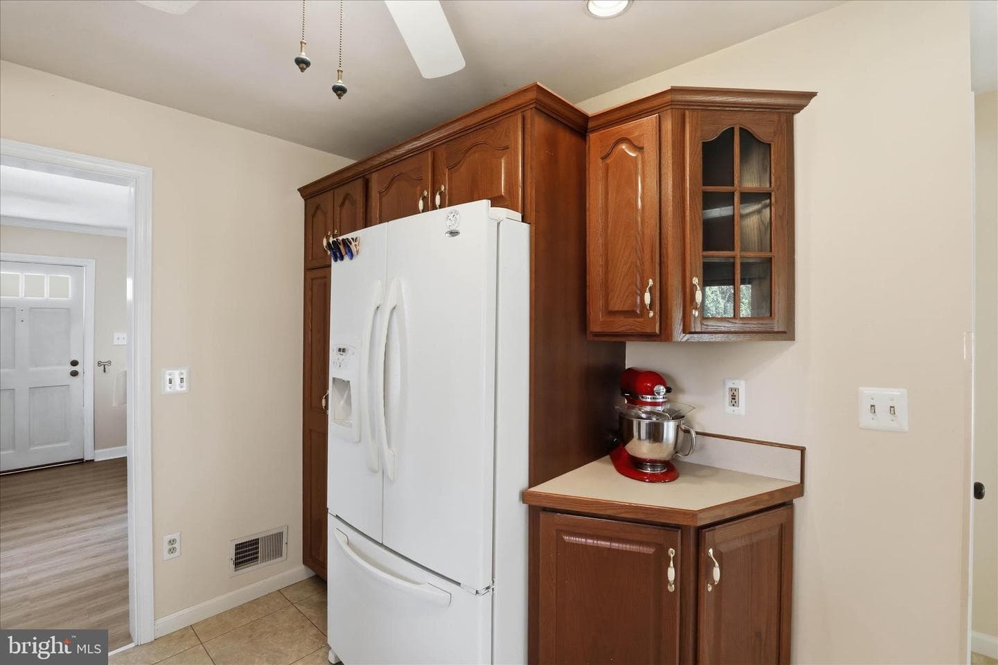 655 N Mount Joy Street photo 14
