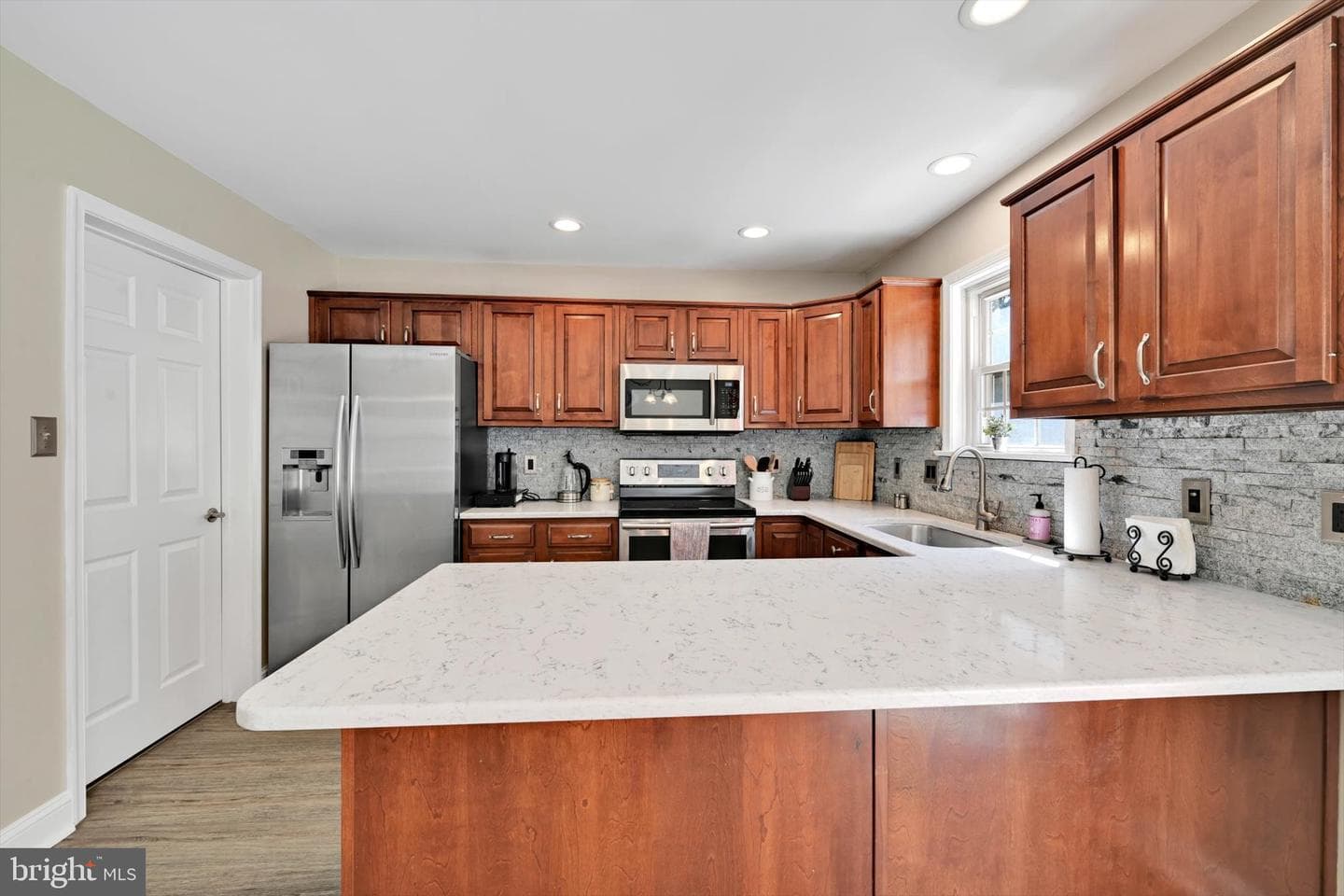 339 Cobblestone Lane photo 11