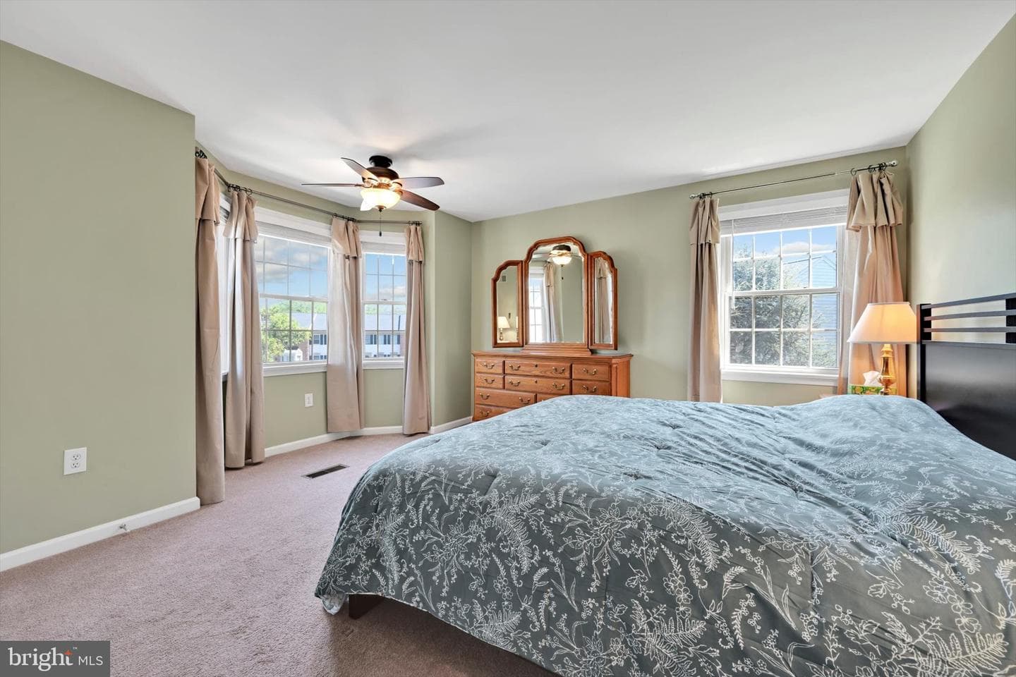 339 Cobblestone Lane photo 16