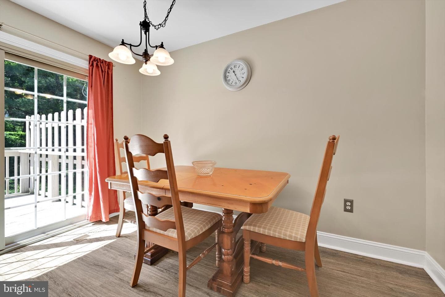 339 Cobblestone Lane photo 9