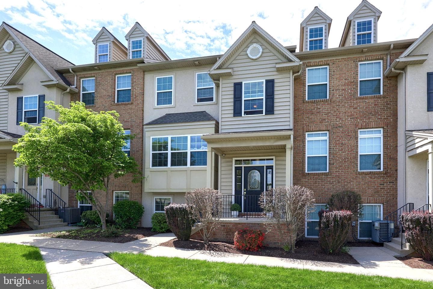 616 Petersburg Road, Lancaster