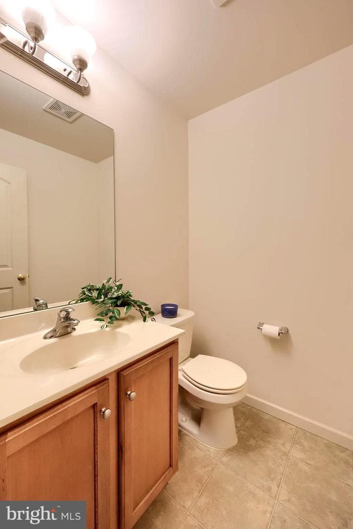 616 Petersburg Road photo 32