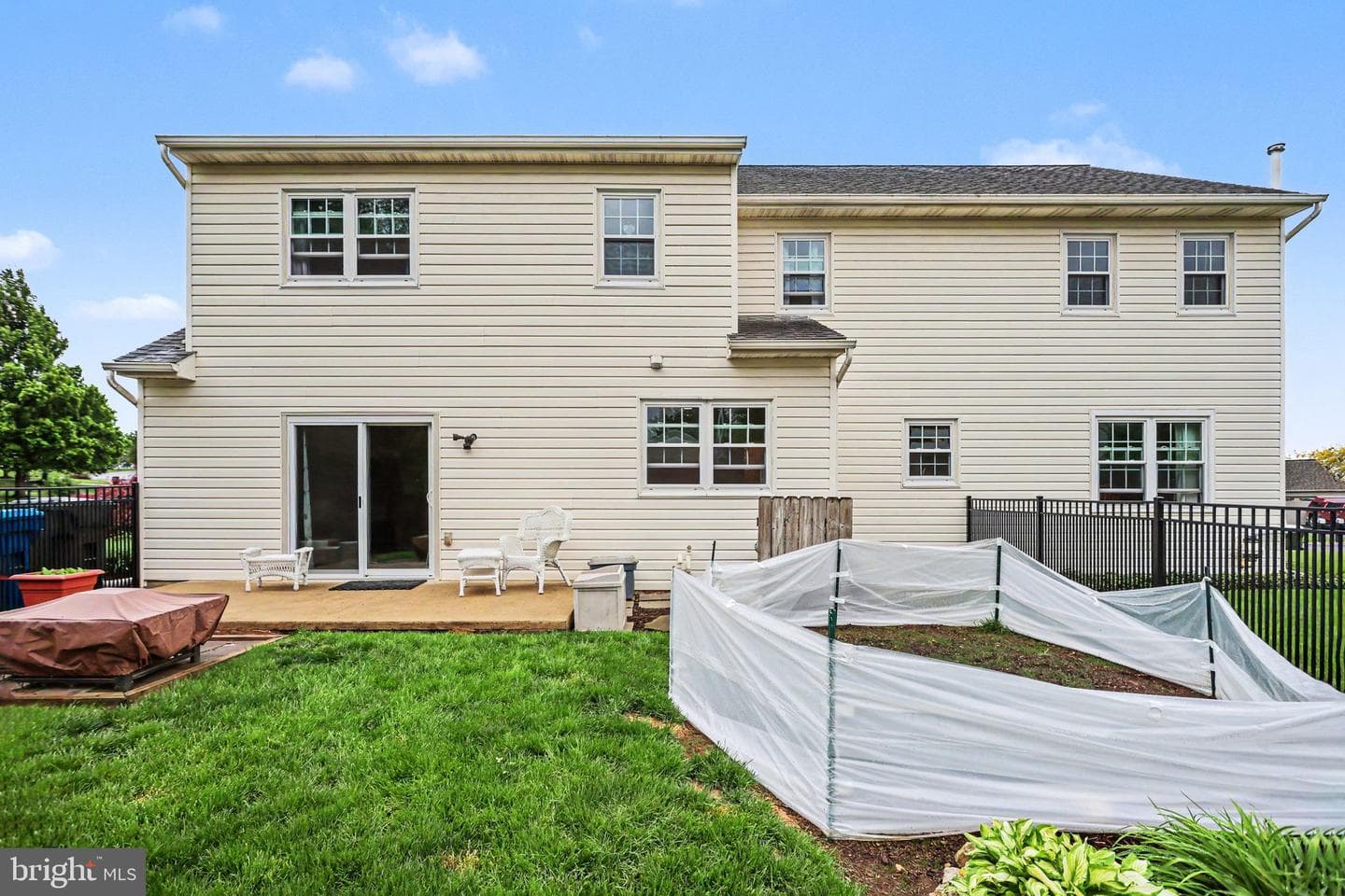 275 Hiestand Court photo 34