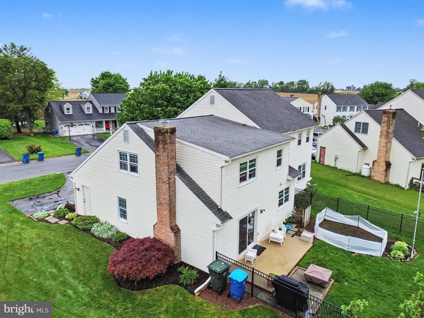 275 Hiestand Court photo 36