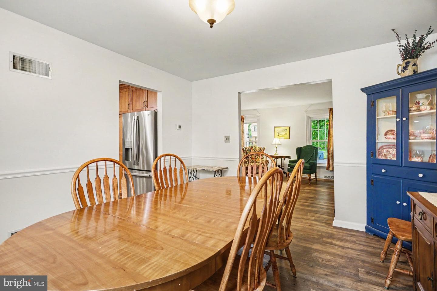 275 Hiestand Court photo 9