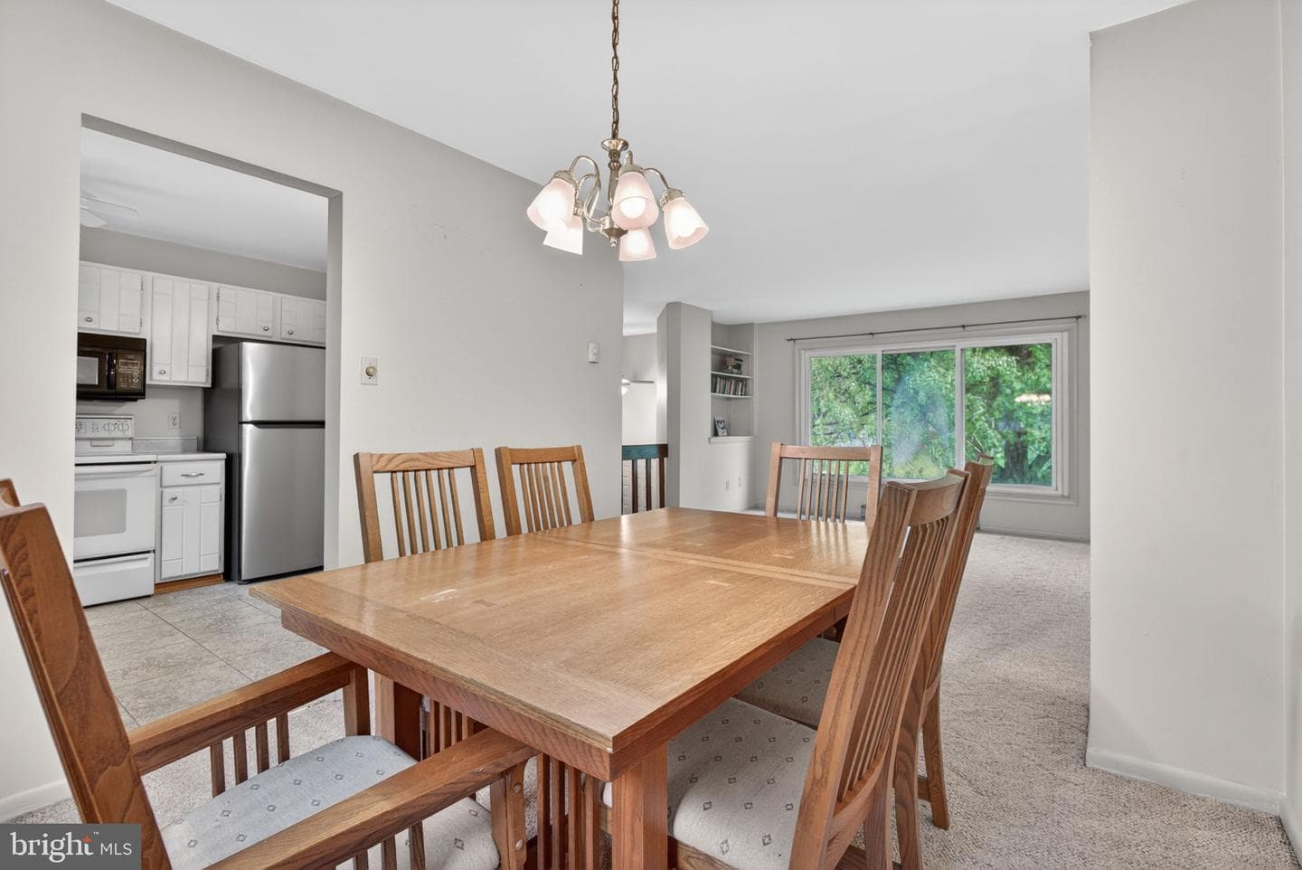 3807 Hillcrest Drive photo 11