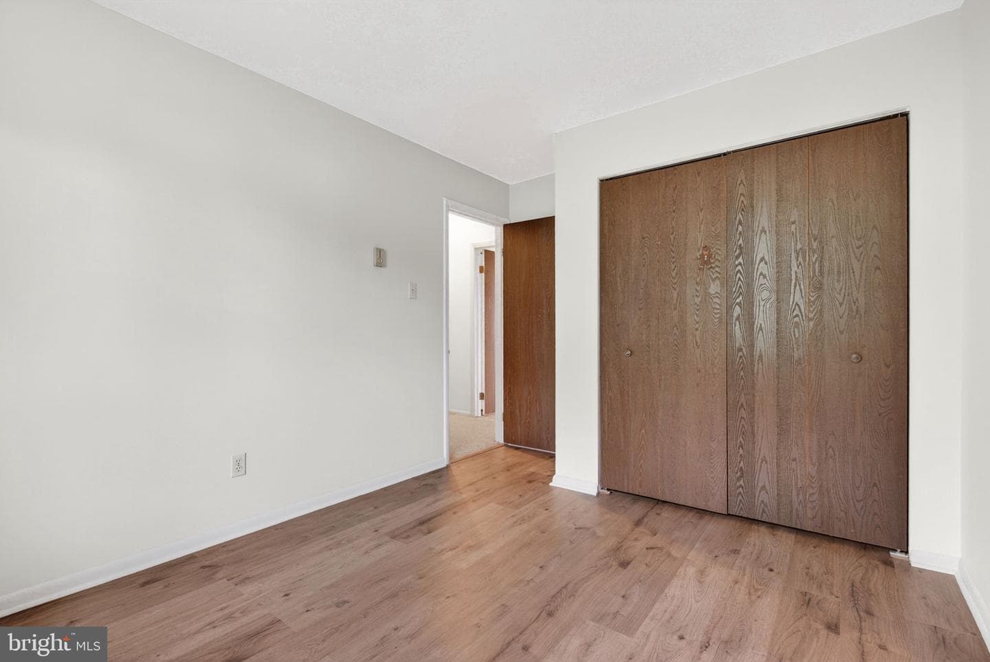 3807 Hillcrest Drive photo 23