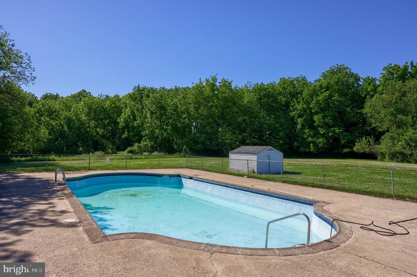 1309 Blue Jay Drive photo 32