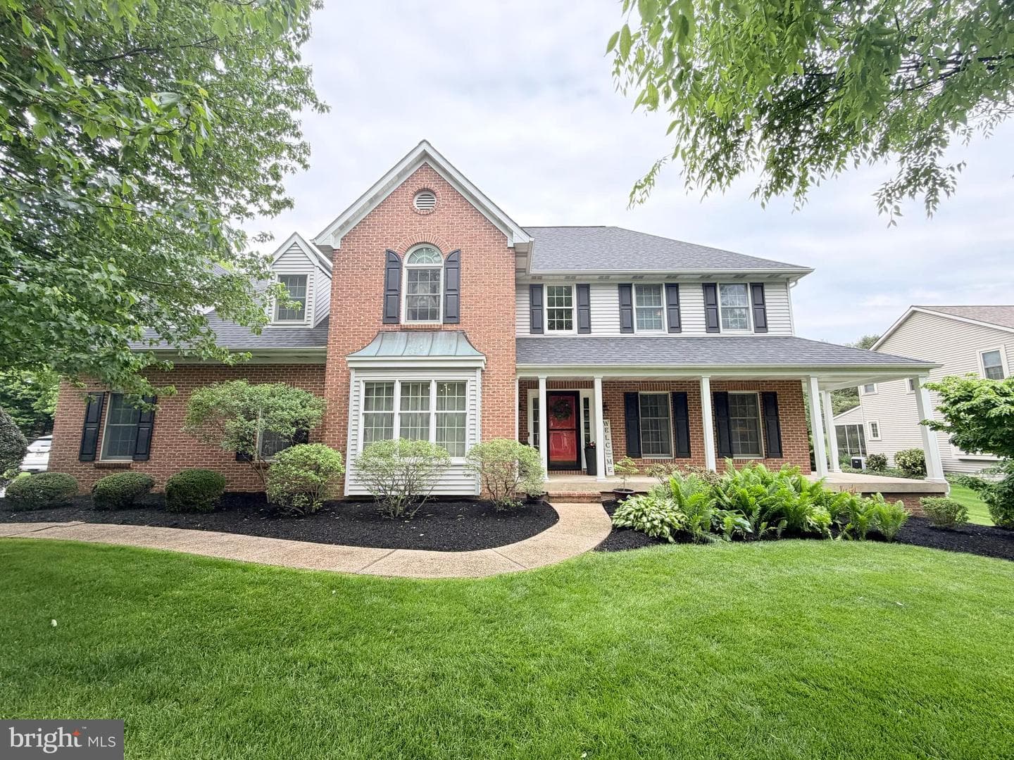 1985 Glendower Drive