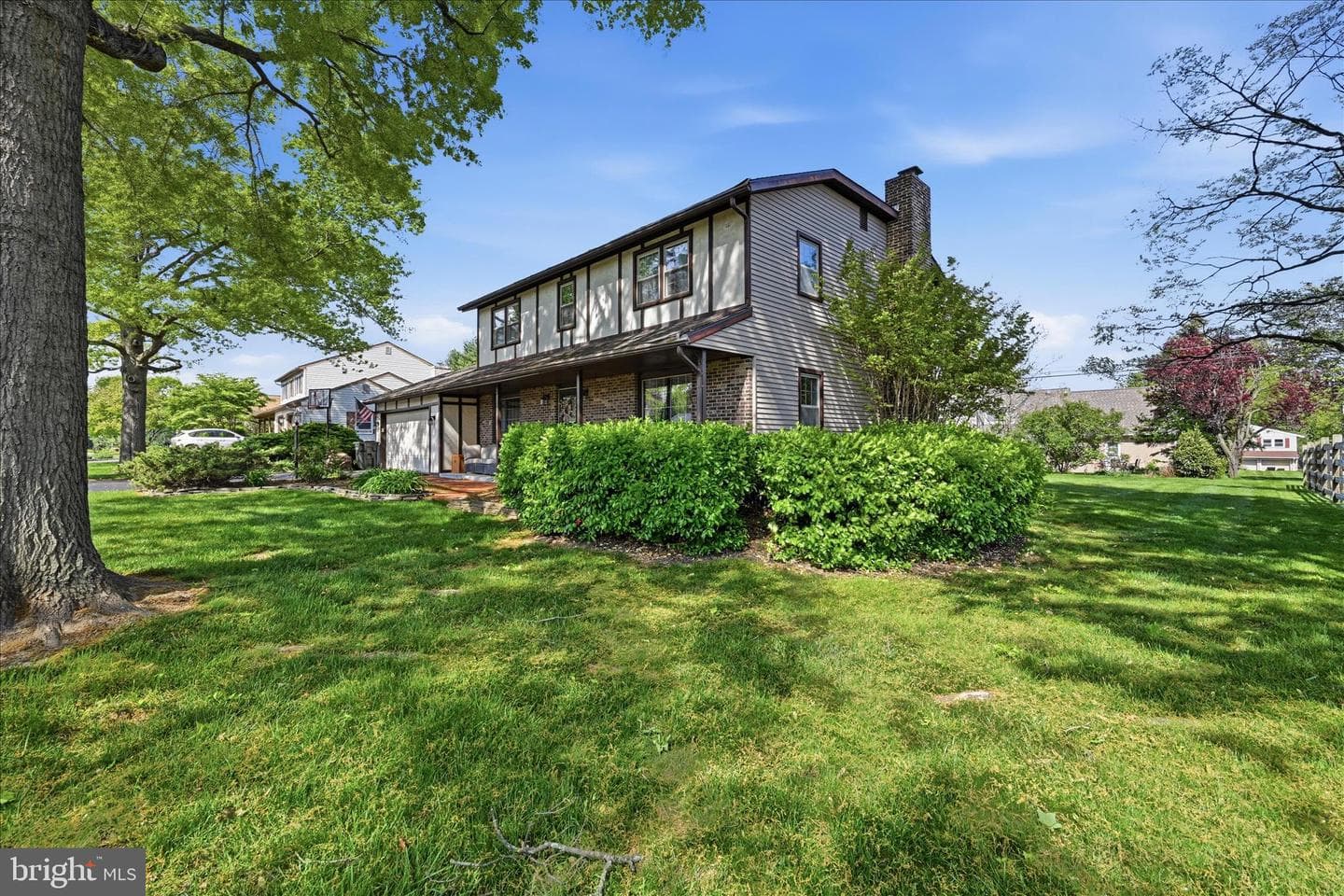 1828 N Eden Road photo 6