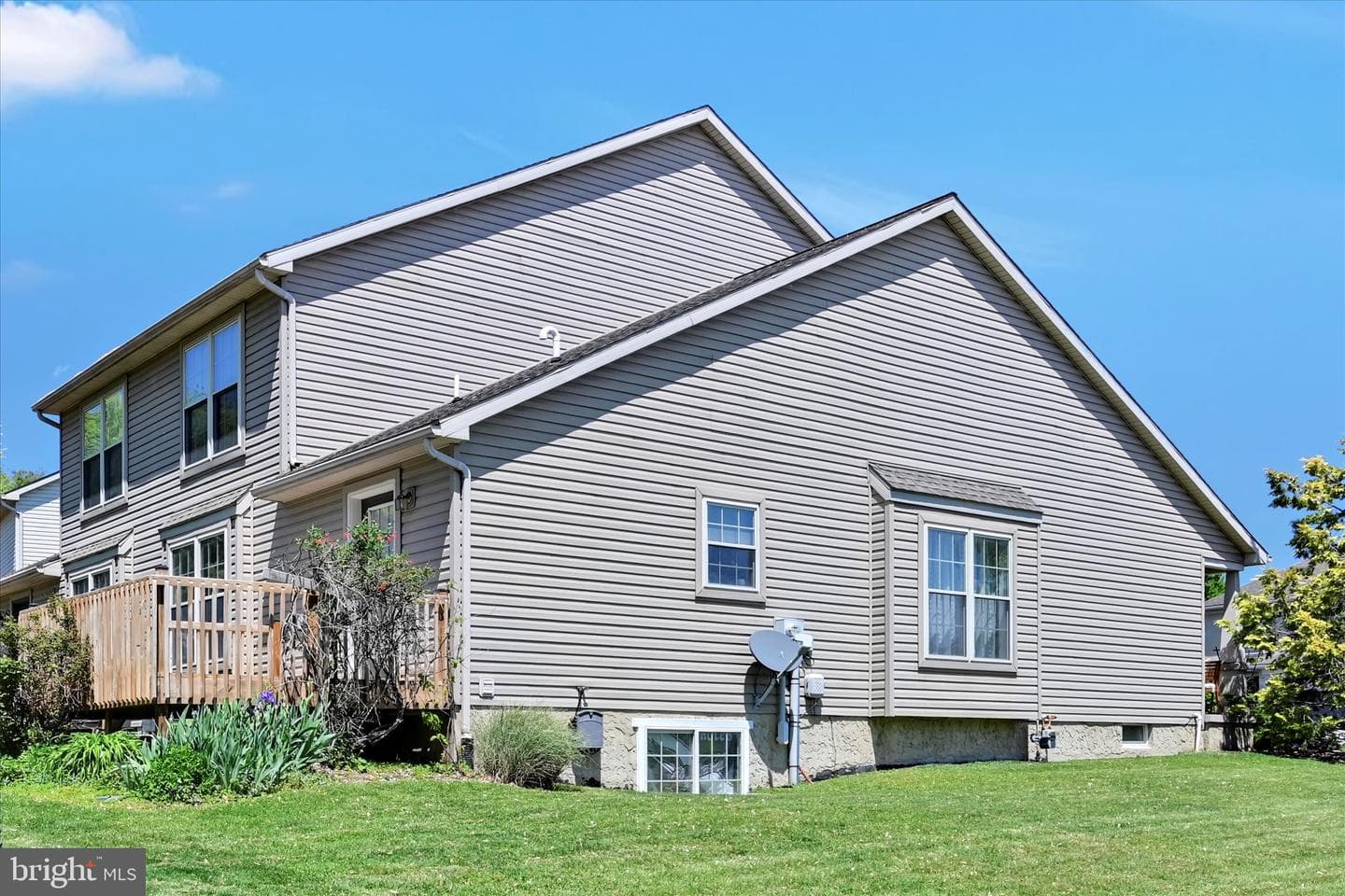 51 Eagle Drive photo 32