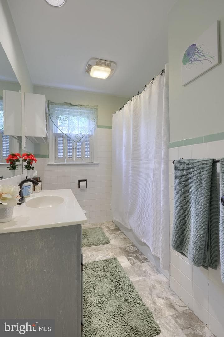 1717 Wilson Avenue photo 30