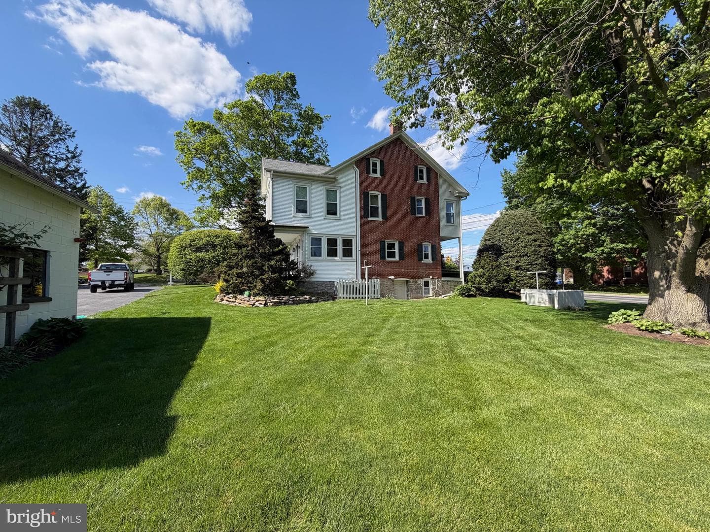 1564 Millport Road photo 48