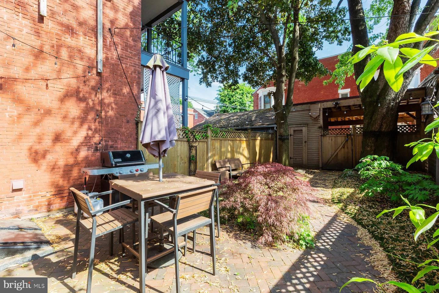 604 W Chestnut Street photo 33