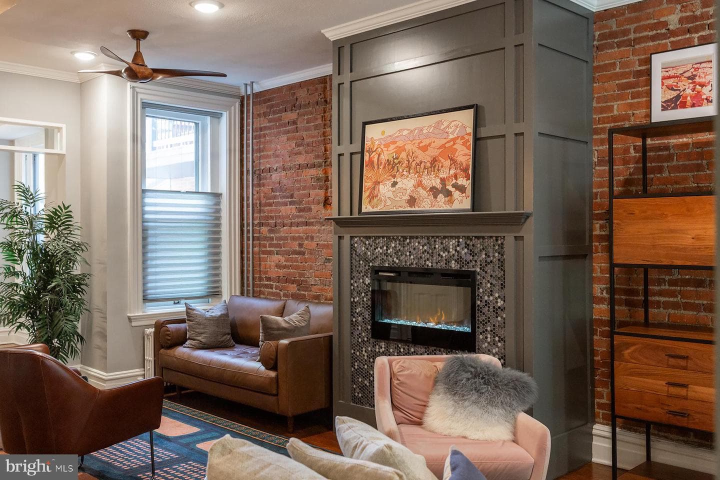 604 W Chestnut Street photo 68