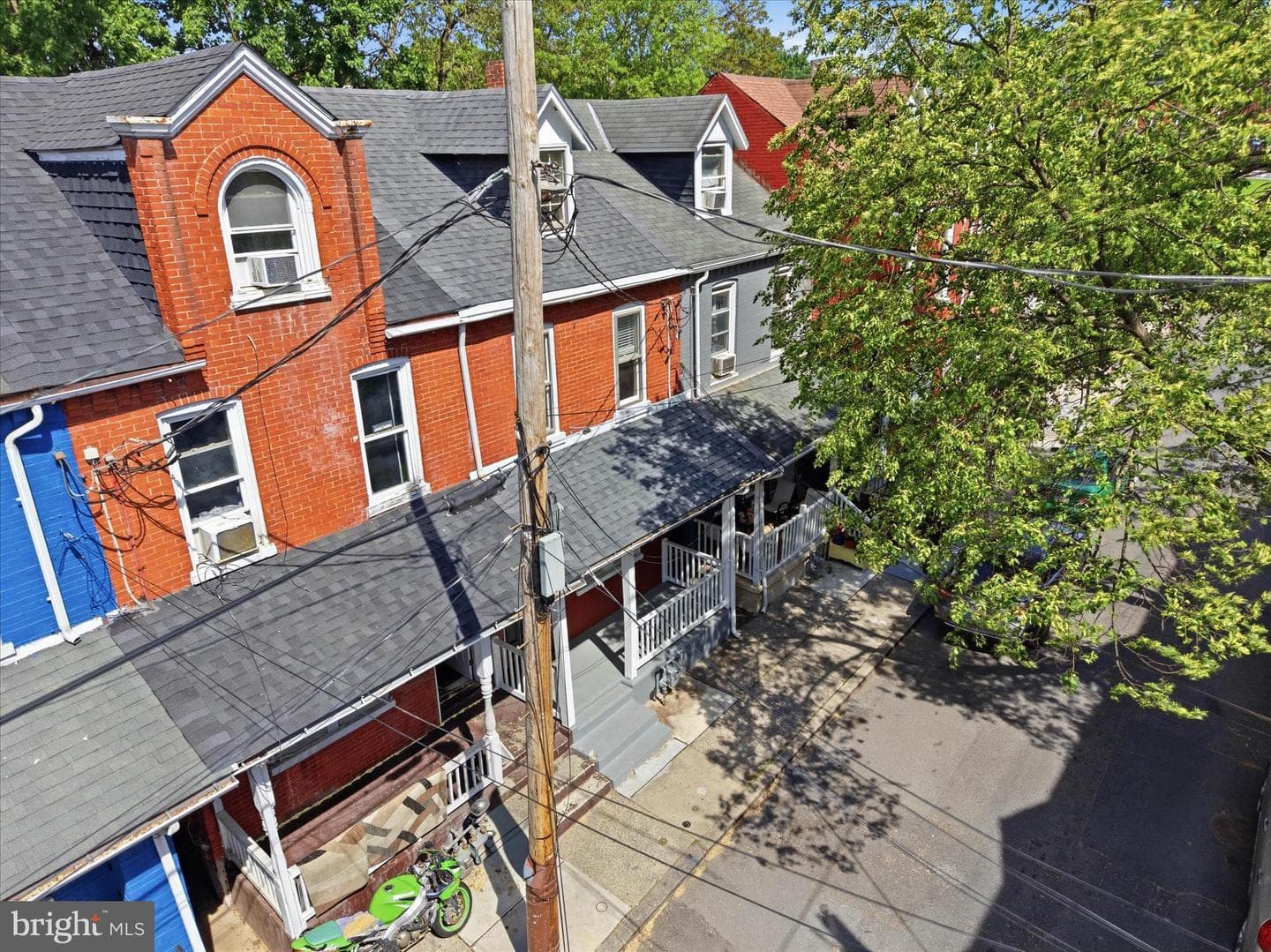 437 S Christian Street photo 3