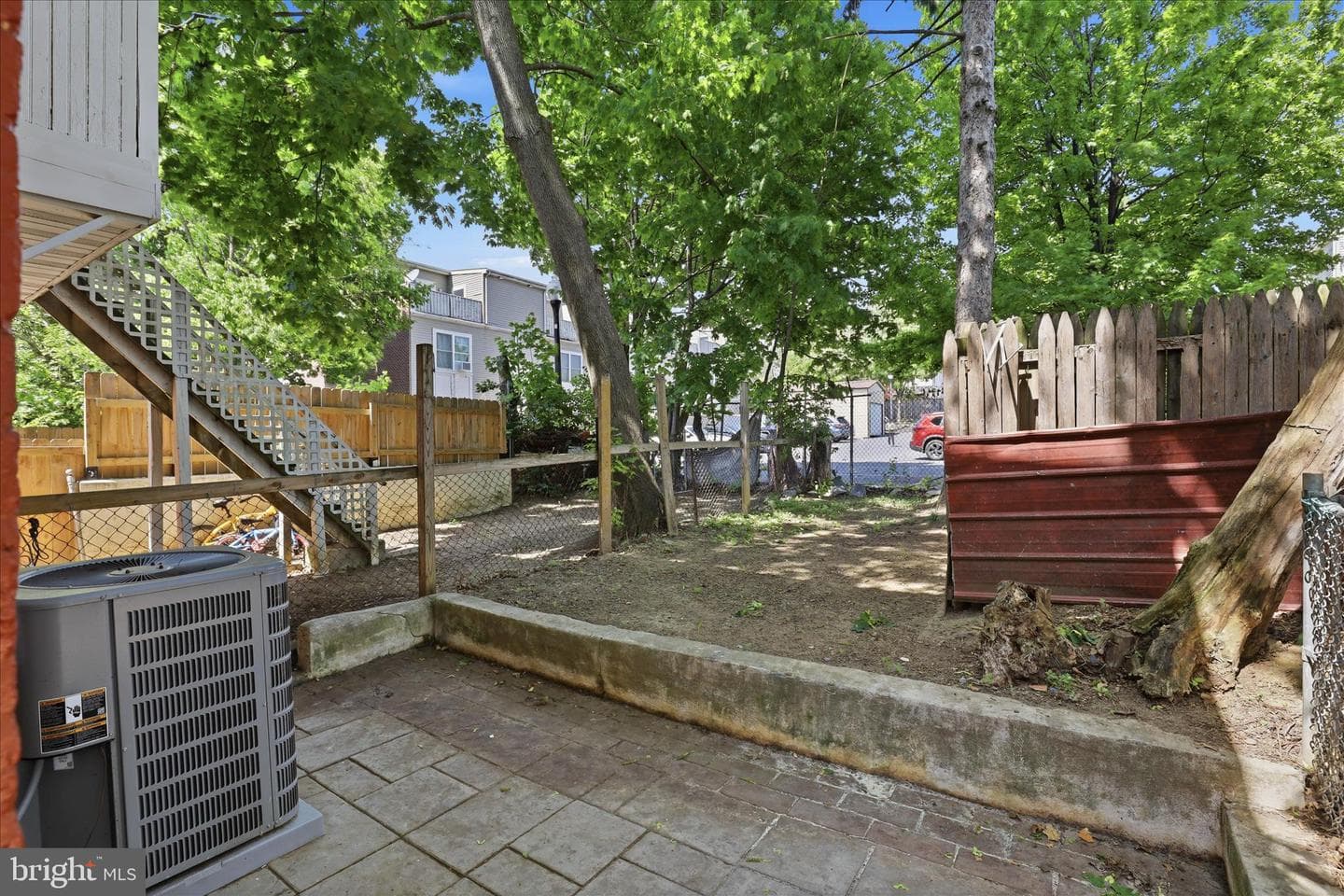 437 S Christian Street photo 43