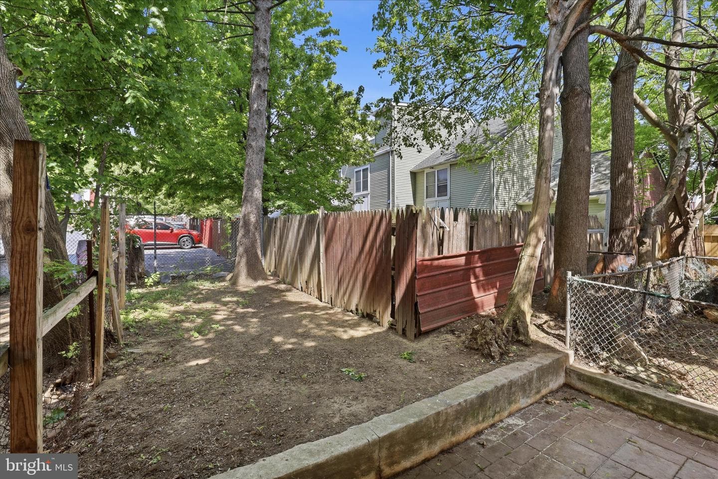 437 S Christian Street photo 44