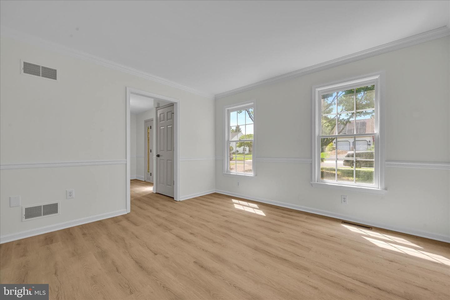115 Saybrooke Drive photo 12