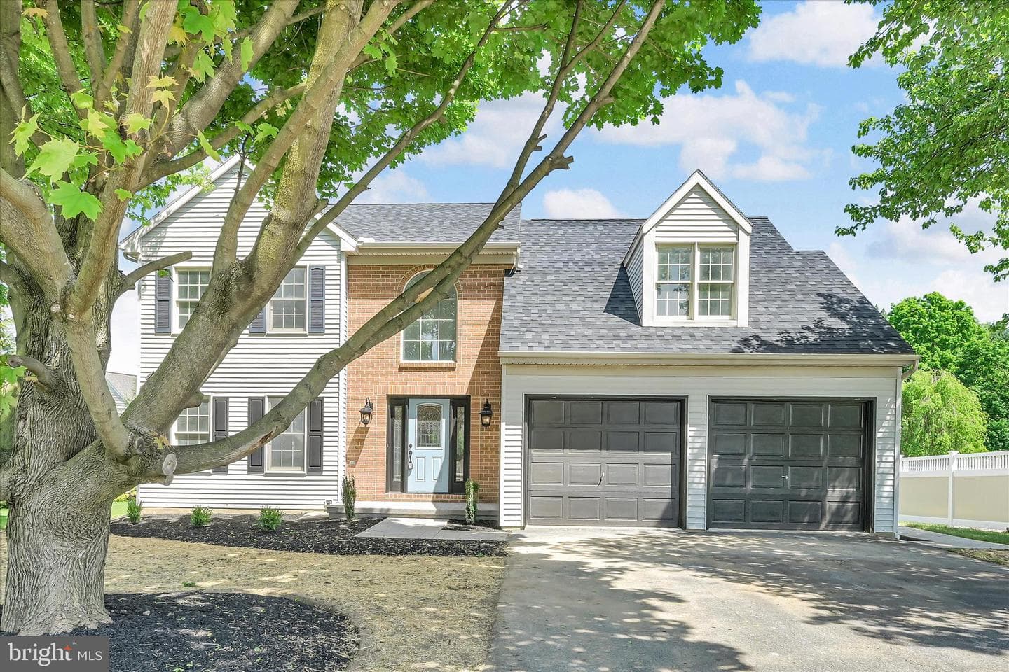 115 Saybrooke Drive photo 6