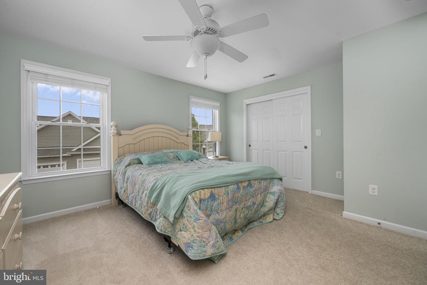 1022 Glory Way photo 14