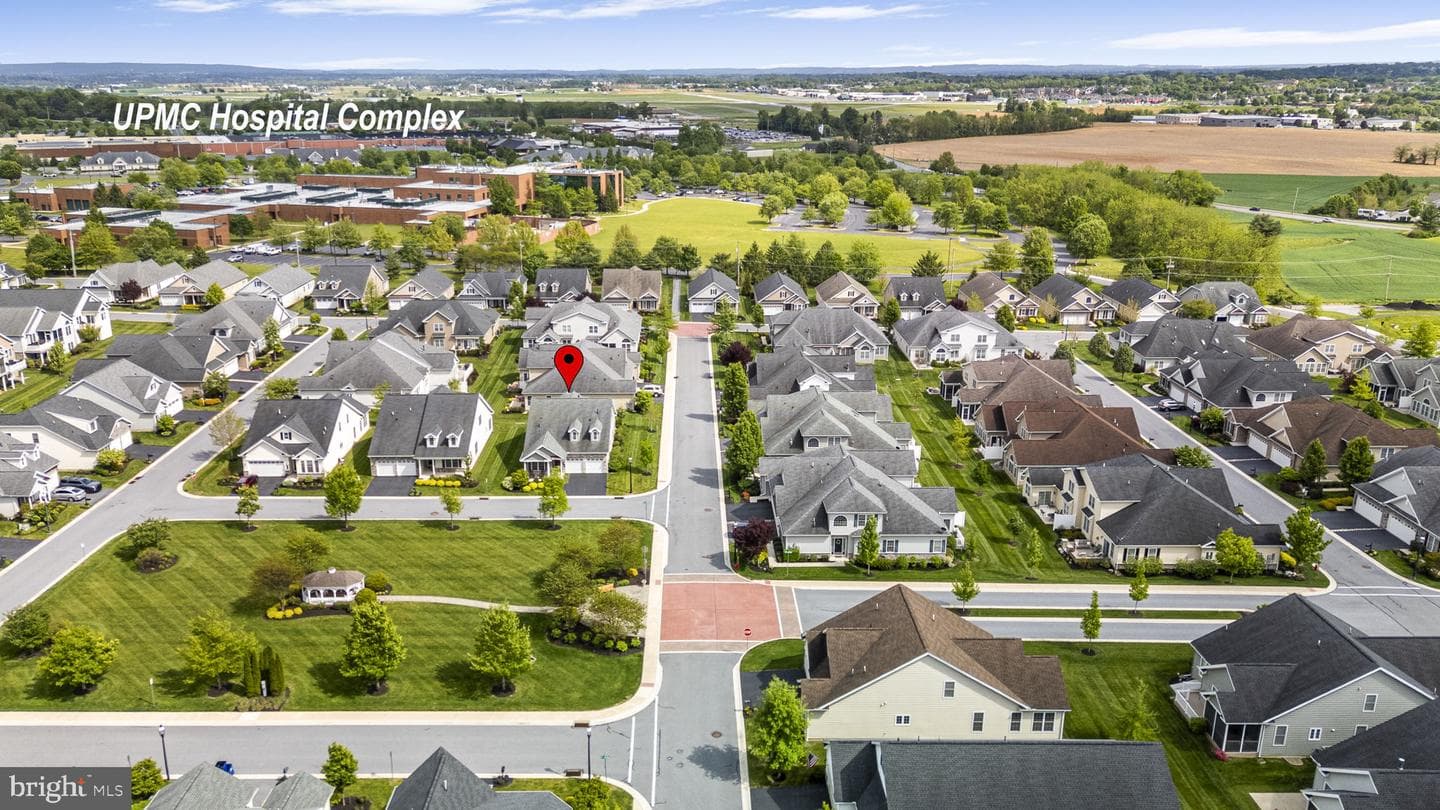 1022 Glory Way, Lititz