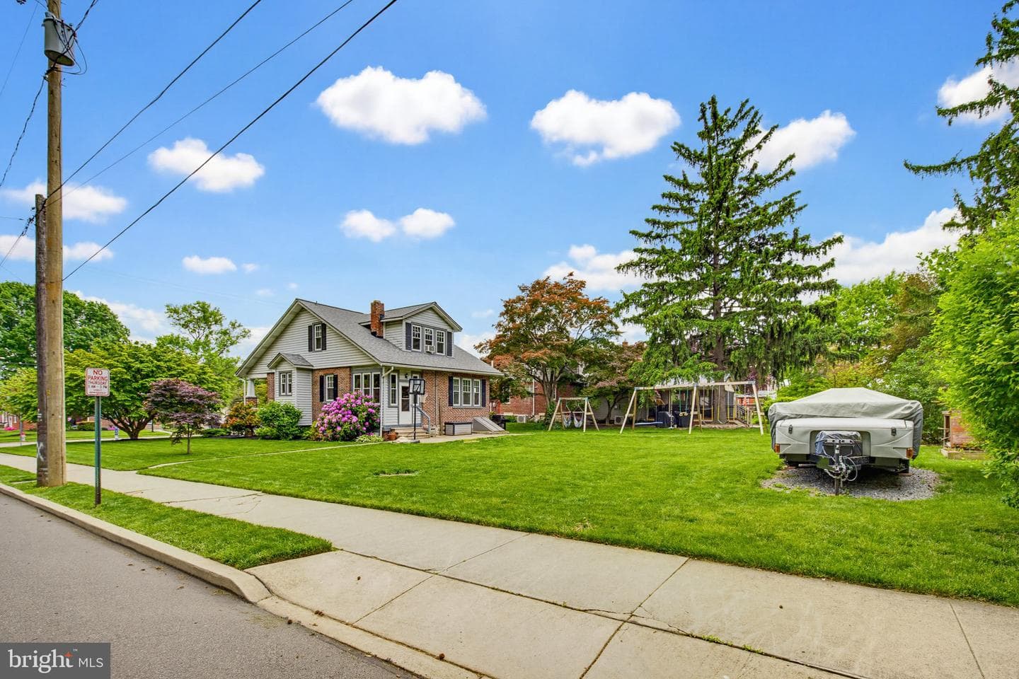 951 Locust Street photo 30