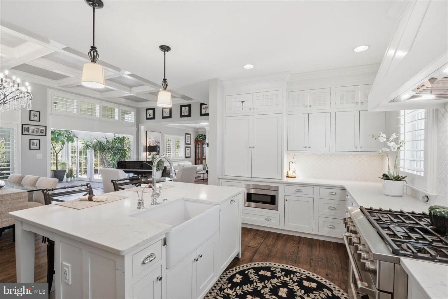 640 Snyder Road photo 16