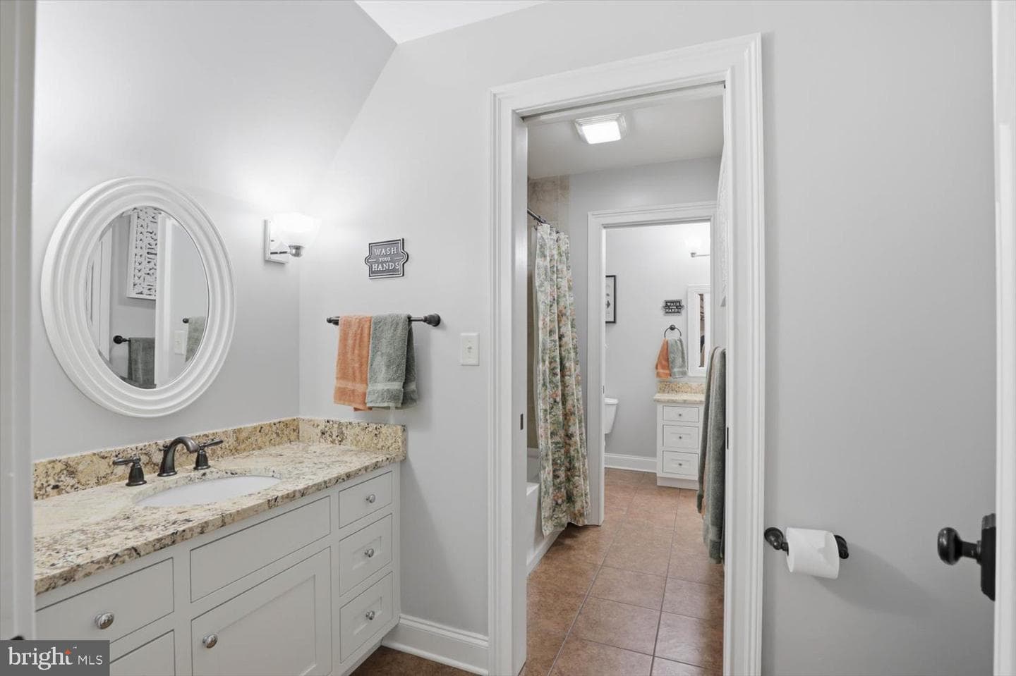 640 Snyder Road photo 31