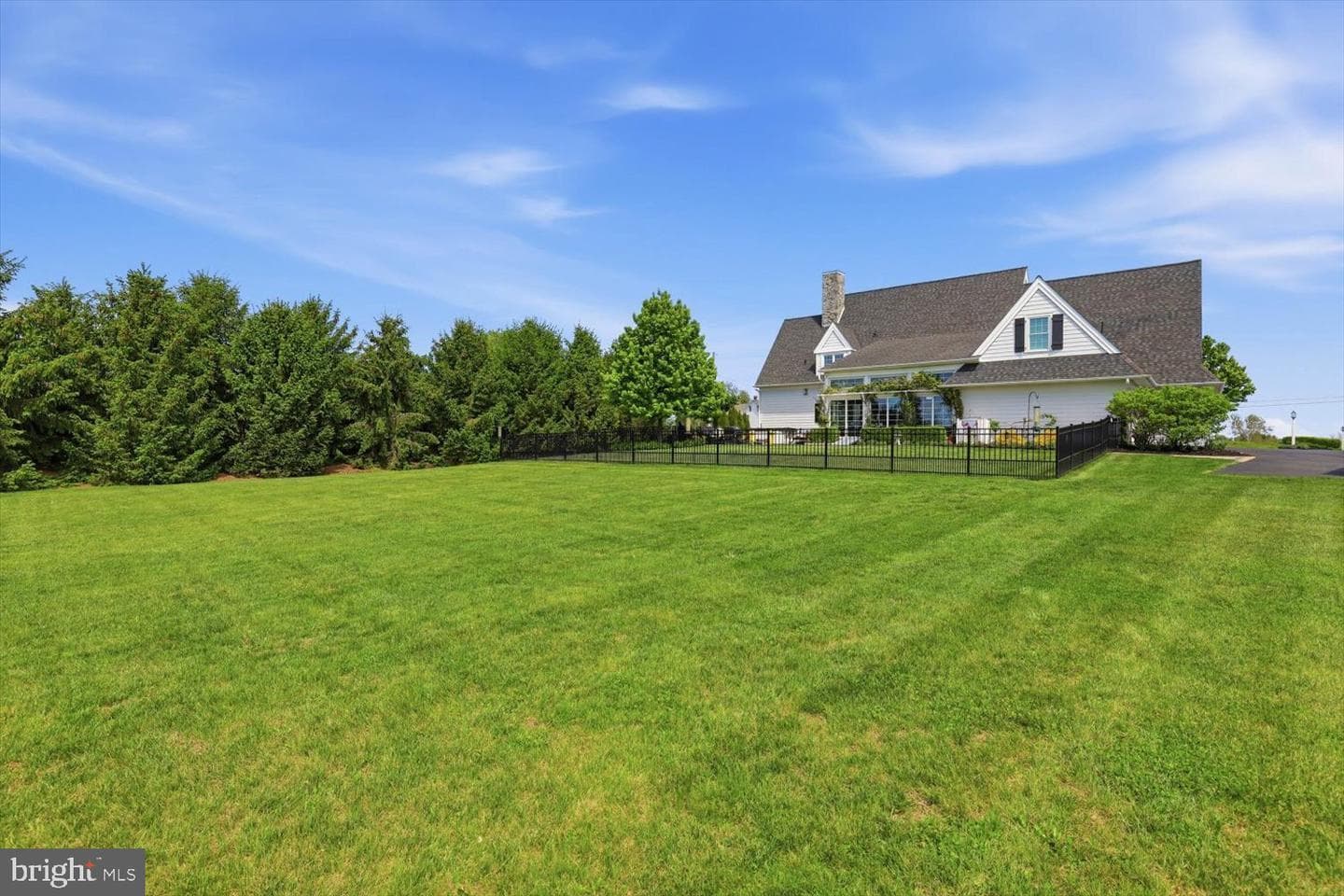 640 Snyder Road photo 41