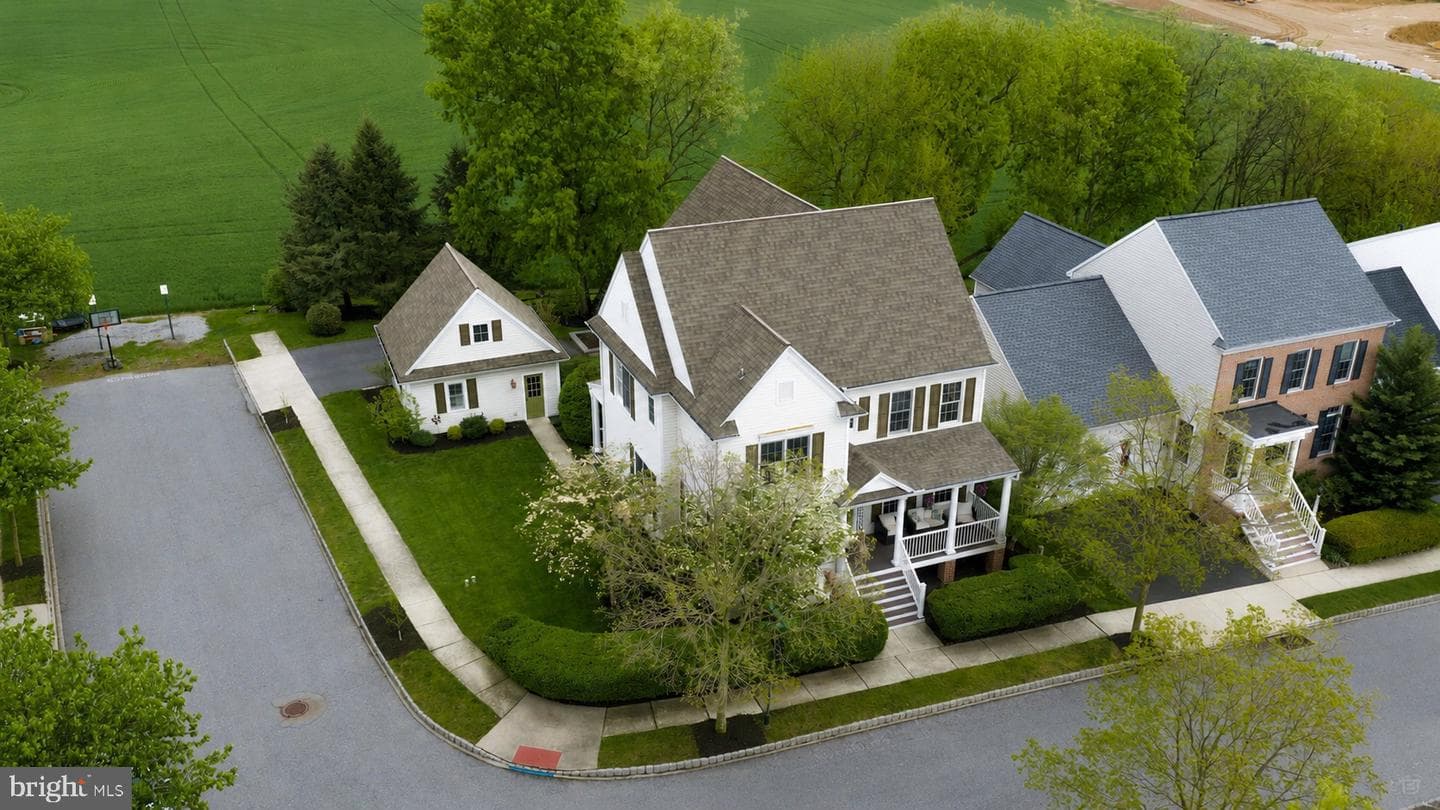 405 Sagamore Hill photo 3