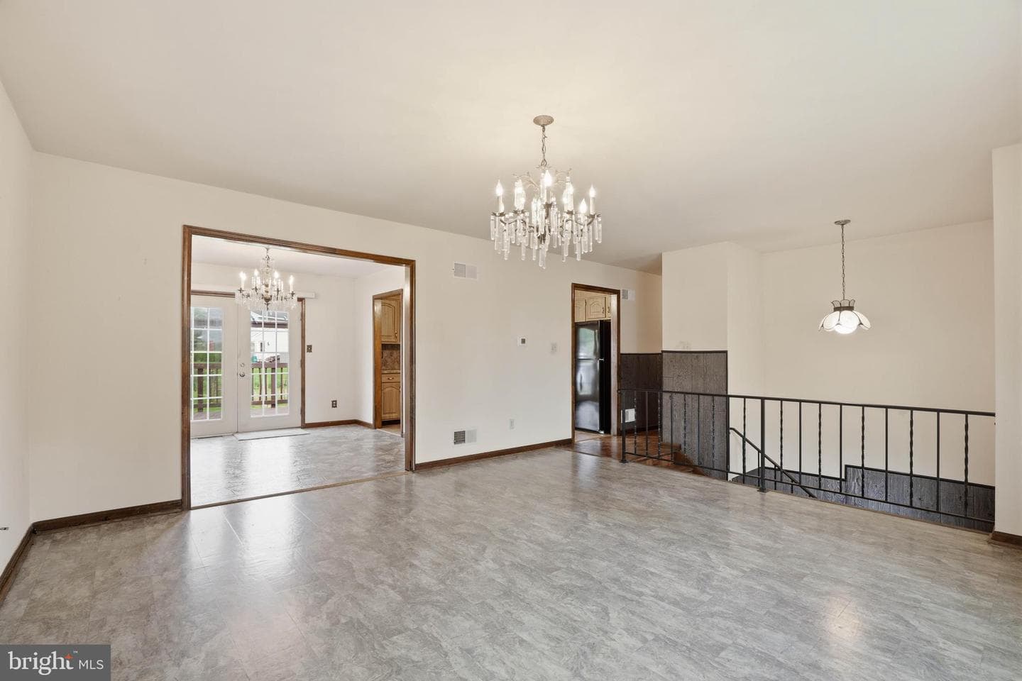 3218 Caroline Drive photo 10