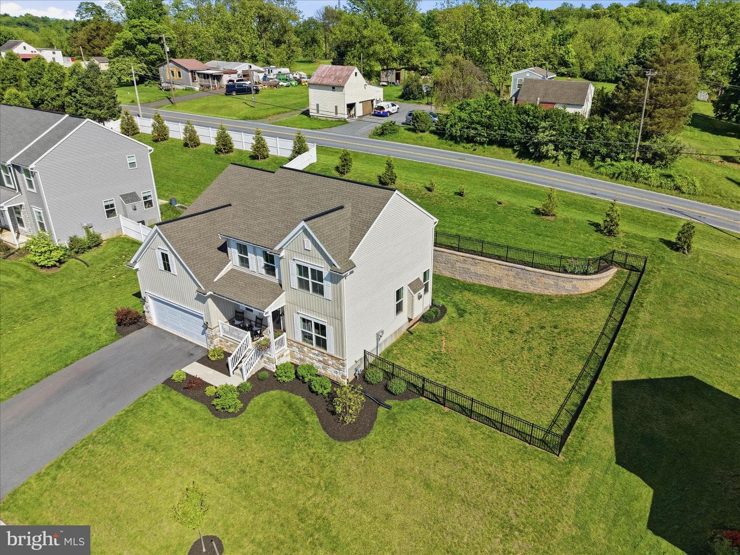 28 Lee Drive photo 50