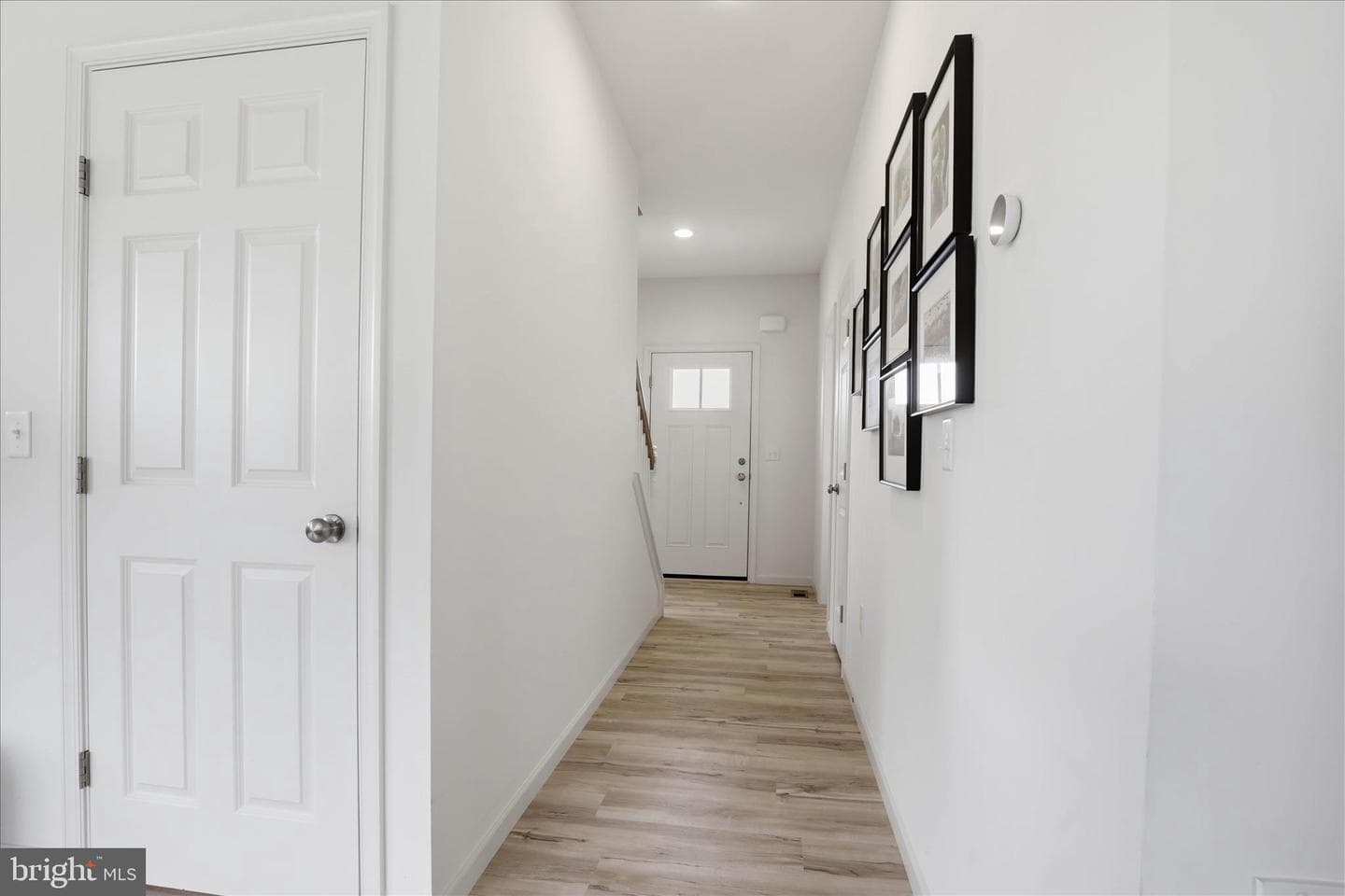 28 Lee Drive photo 8