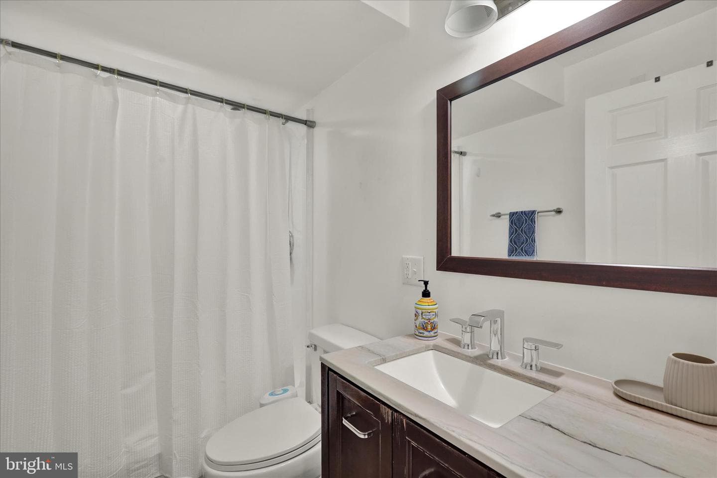 330 Wendover Way photo 34