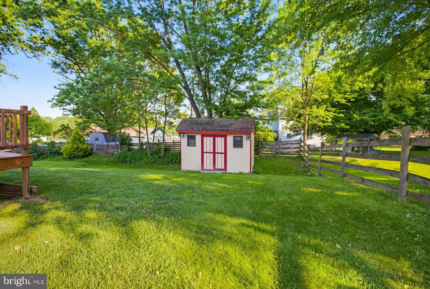 2637 Hemlock Drive photo 37