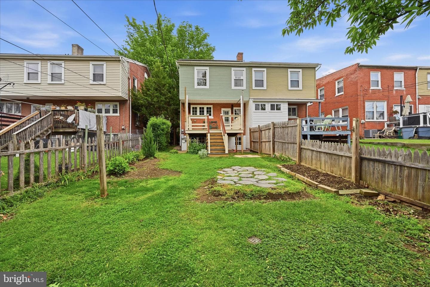 1230 Elm Avenue photo 23