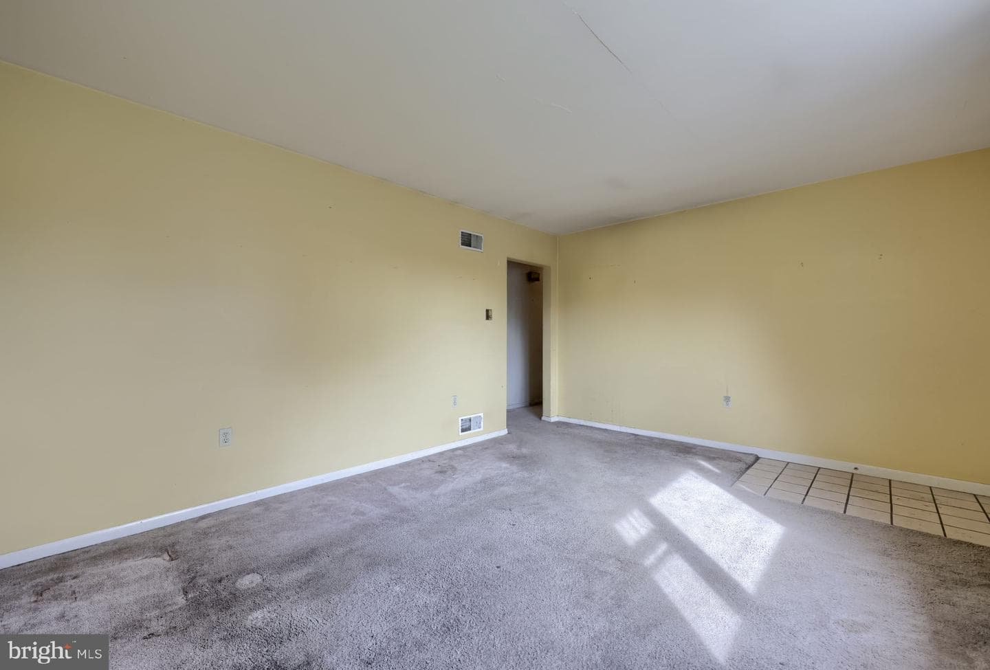 188 N Hazel Street photo 10