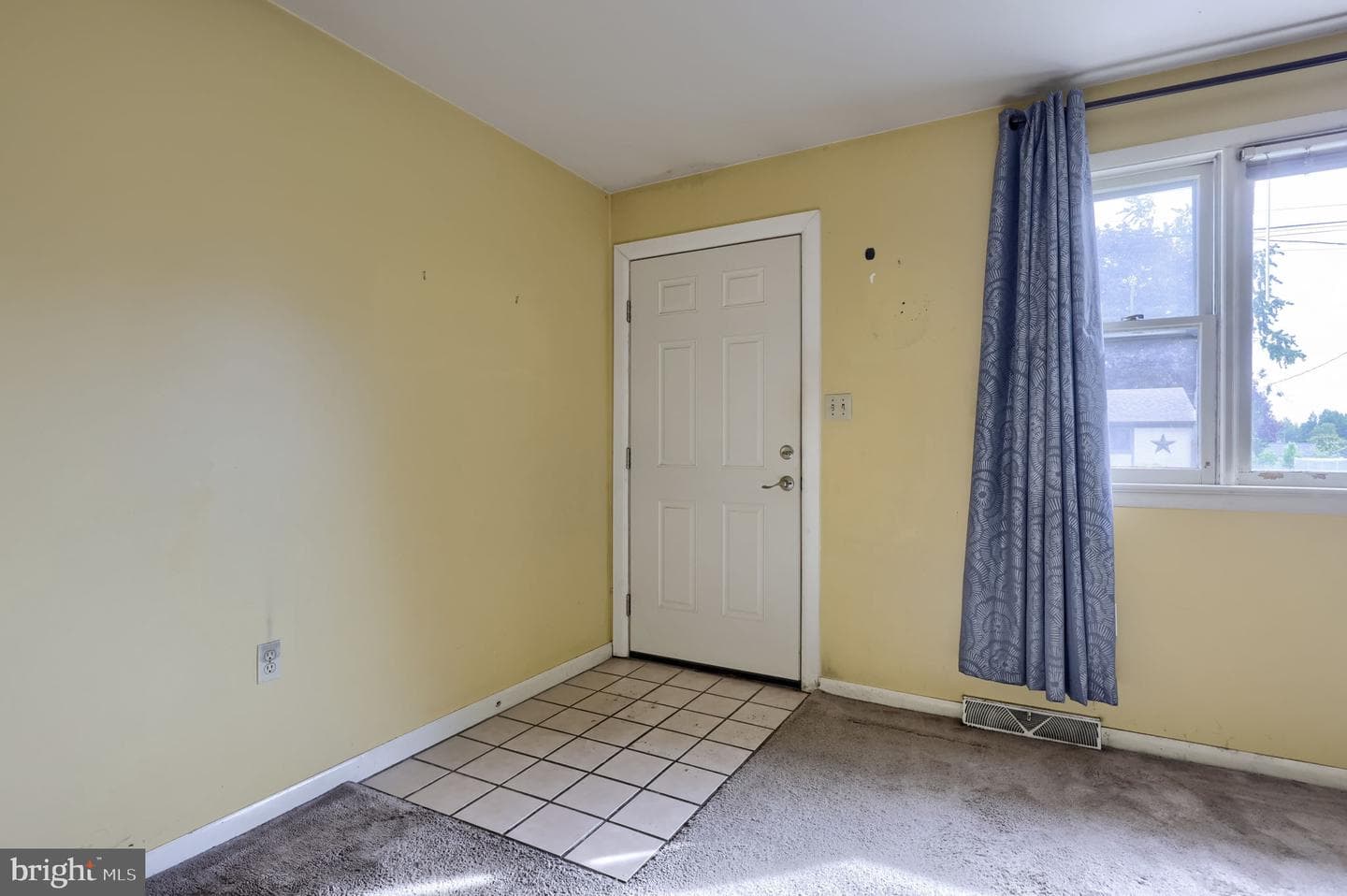 188 N Hazel Street photo 13