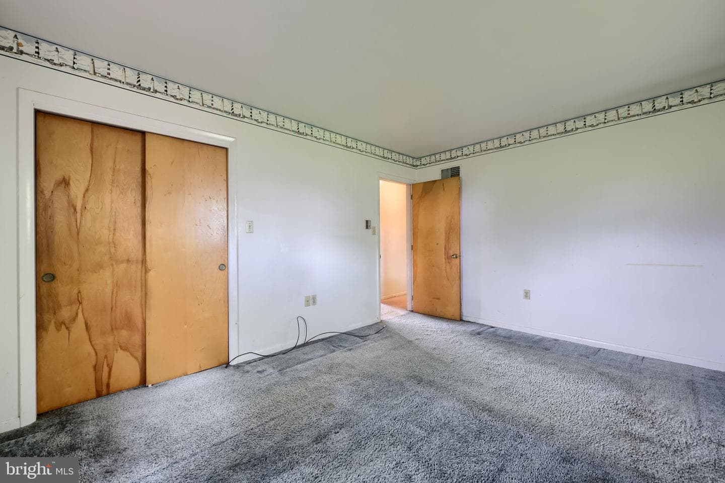 188 N Hazel Street photo 24